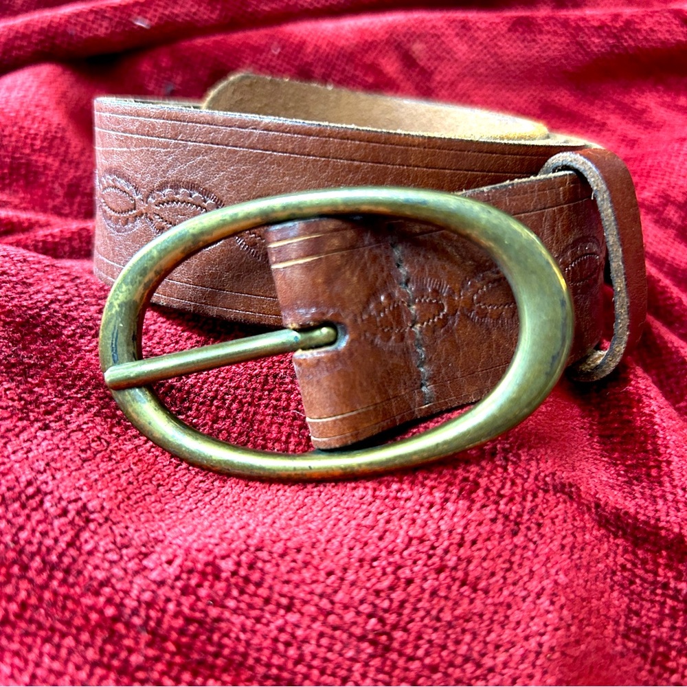 Vintage Liz Claiborne leather belt